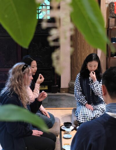 Chengdu Wenshu Yuan Monastery tea ceremony